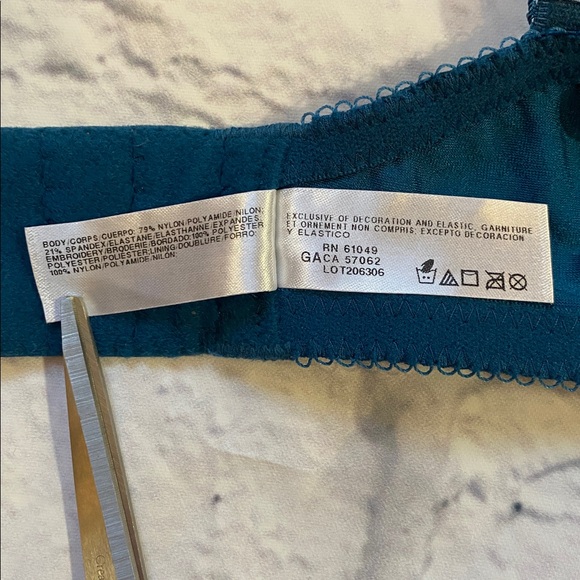 Wacoal Spot On Full Coverage Underwire Bra (Teal) Size 40D - Picture 11 of 11
